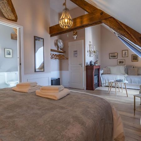 Le Griffon 1855 Otel Saint-Laurent-Des-Autels Dış mekan fotoğraf