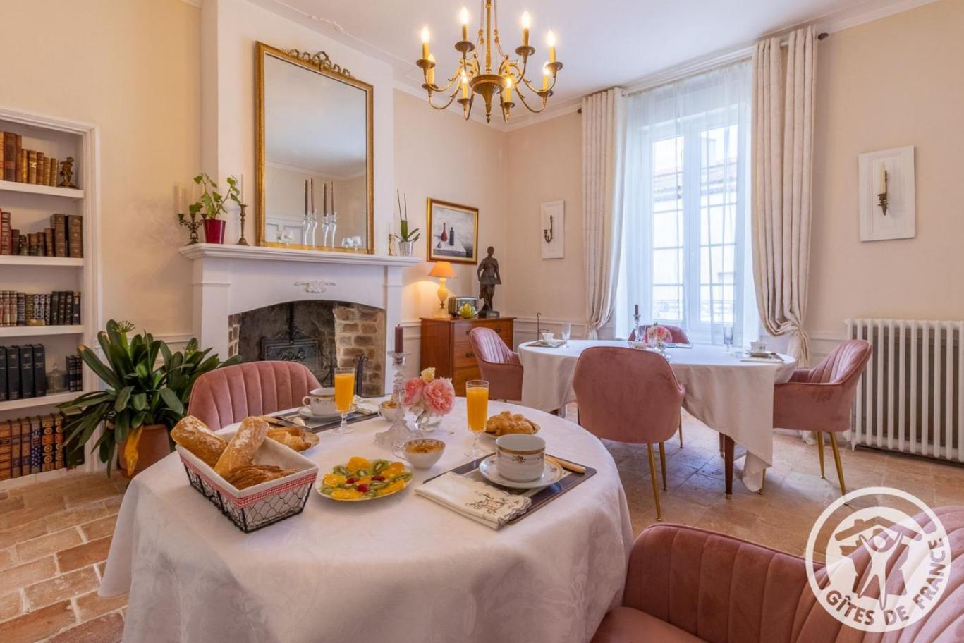 Le Griffon 1855 Otel Saint-Laurent-Des-Autels Dış mekan fotoğraf