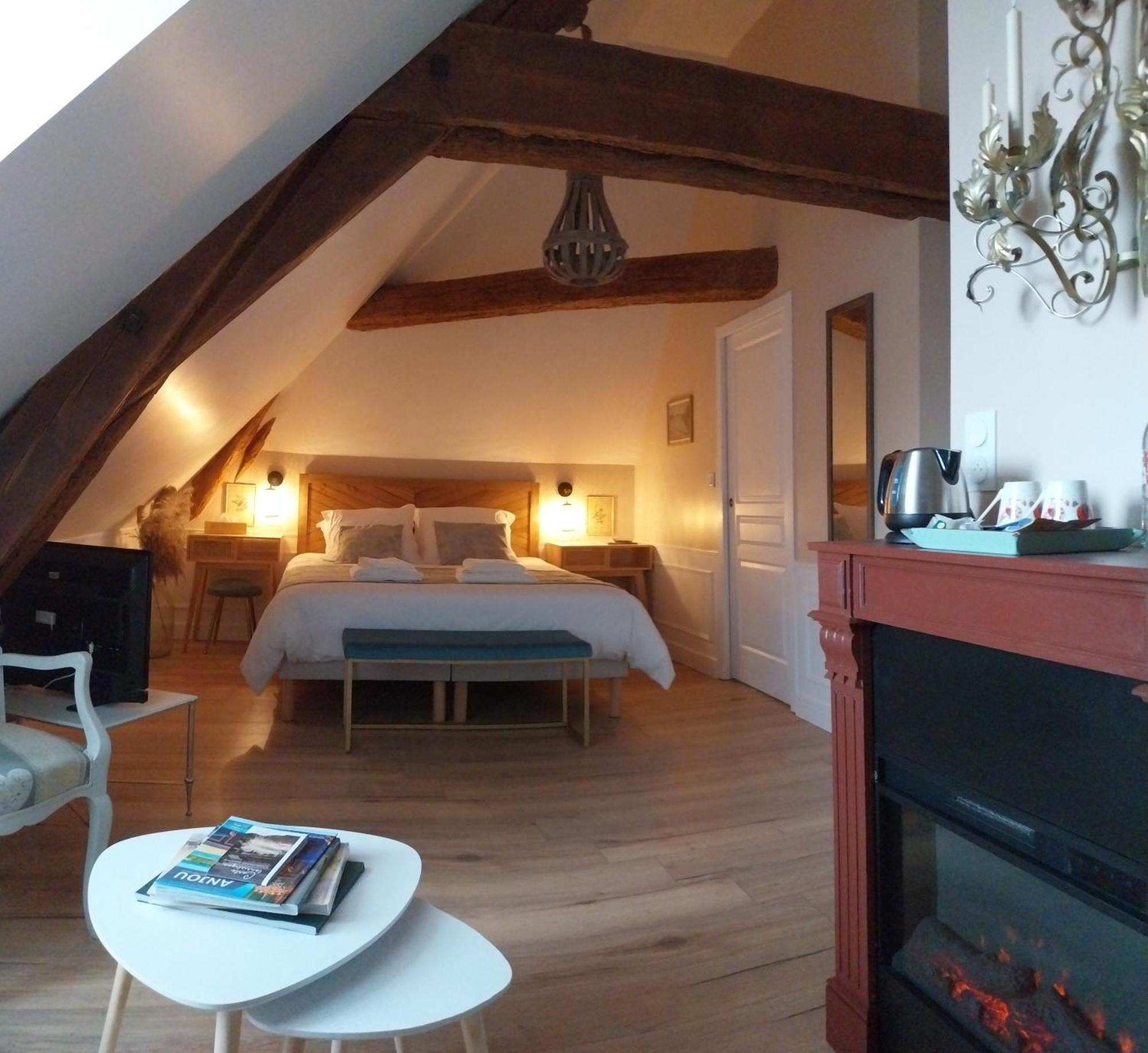 Le Griffon 1855 Otel Saint-Laurent-Des-Autels Dış mekan fotoğraf